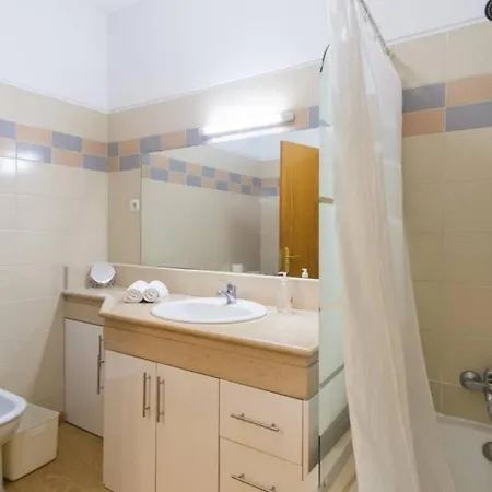 Brava - Location To Explore Madeira * Рибейра-Брава