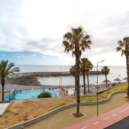 Brava 3-bed - Location & Free Parking *