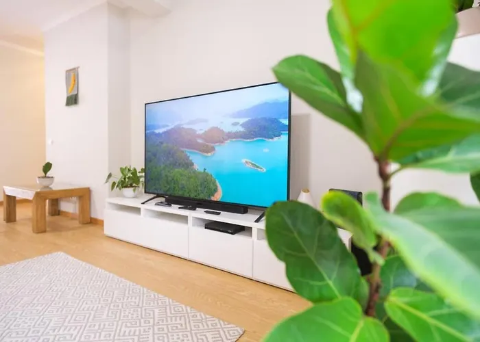 Brava 3-bed - Location & Free Parking Lägenhet *